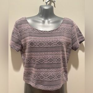 🔥 FLASH SALE H&M crop top Women’s large, like new condition.